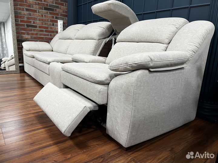 Диван с электро реклайнером