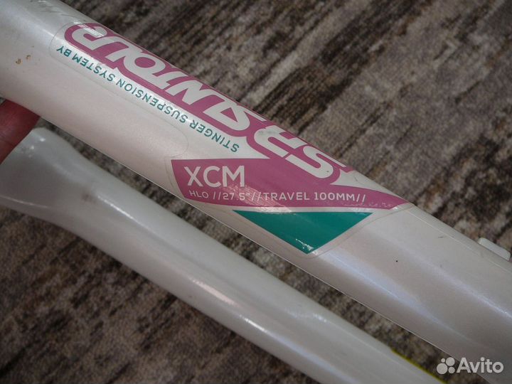 Вилка для велосипеда 27.5 santour XCM