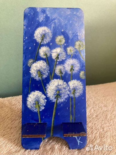 Живопись. Подставка под/для телефона