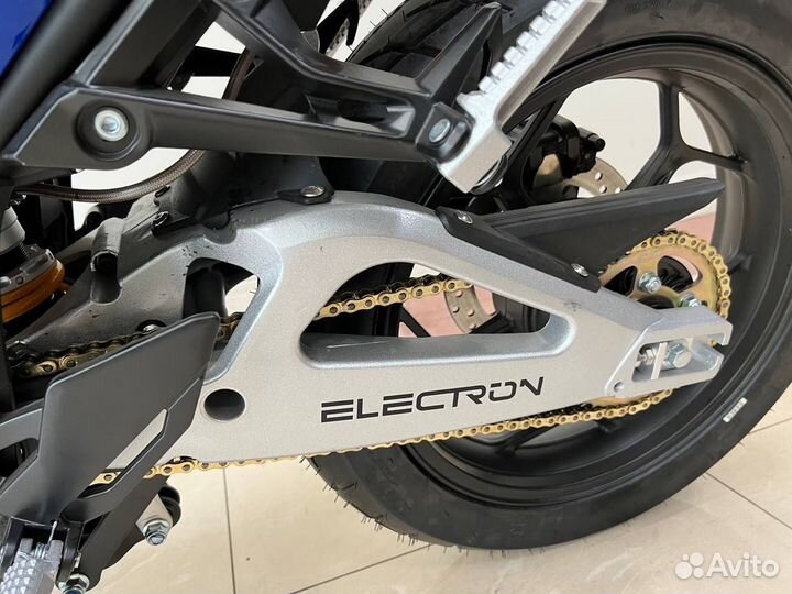 Электромотоцикл BMW RR