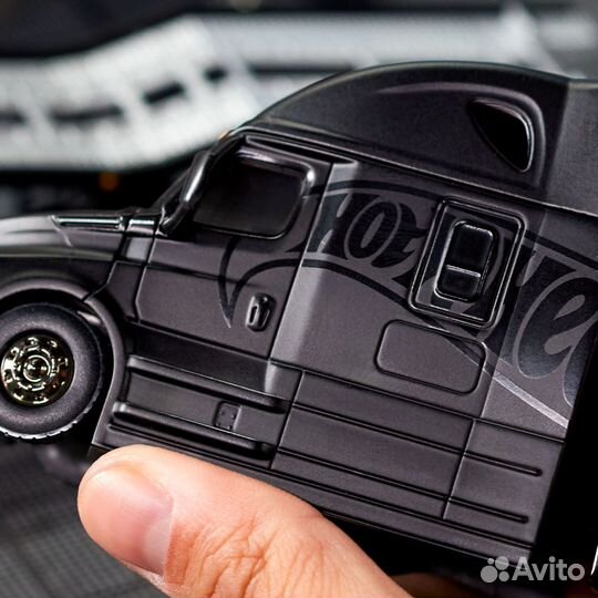 Hot Wheels Elite 64 Freightliner Cascadia Black