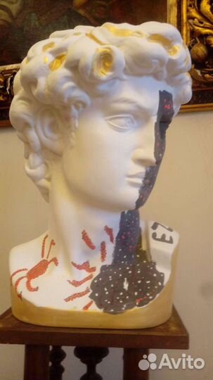 Бюст Давида арт-объект