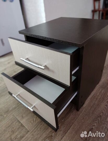 Тумба прикроватная
