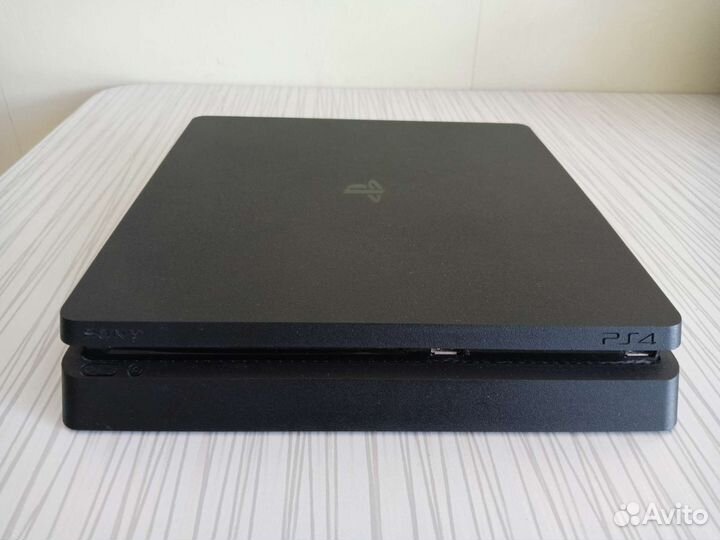 Sony Playstation 4 slim 1tb