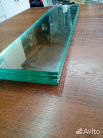 Полочка стеклянная