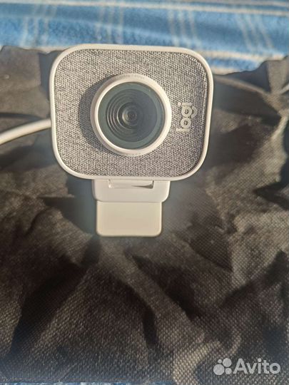 Веб-камера Logitech StreamCam