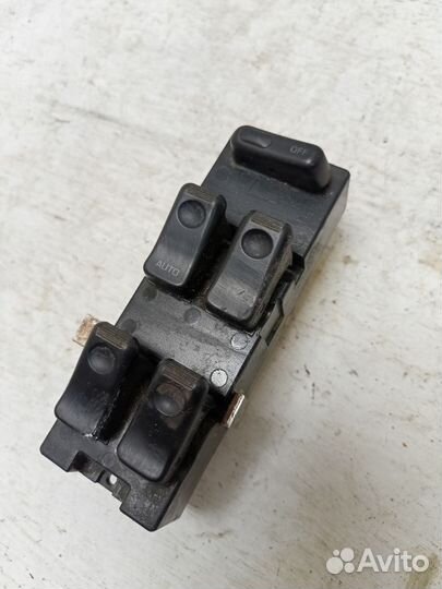 Блок управления стеклоподъемниками