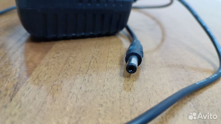 Блок питания 5V, 2А (новый)