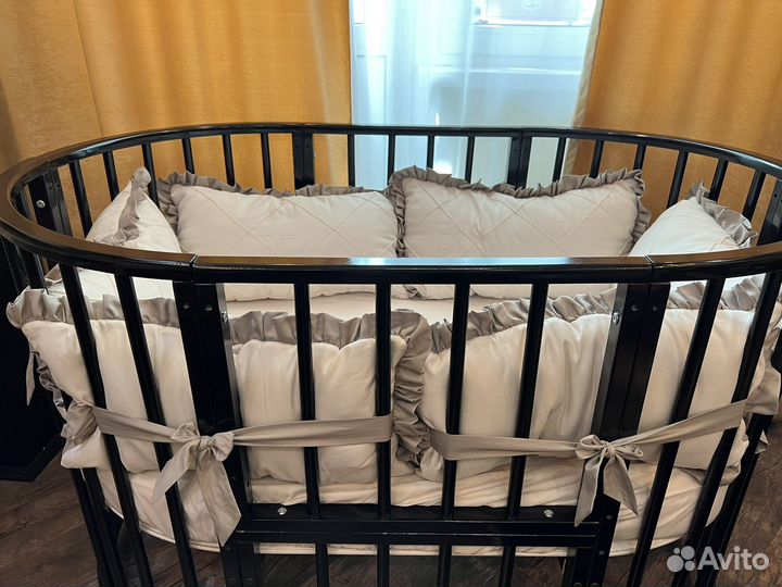 Бортики в детскую кроватку