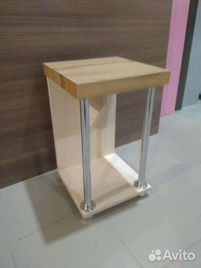 Тумбочка подставка для бутыли с водой