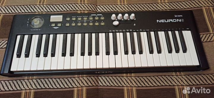 Midi клавиатура icon Neuron 5