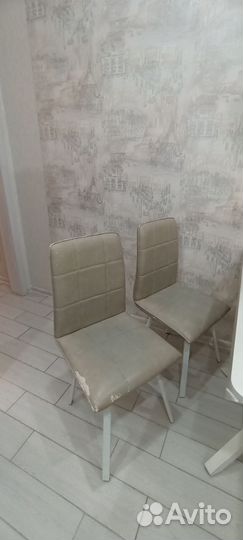 Кухонные стулья бу 4 шт