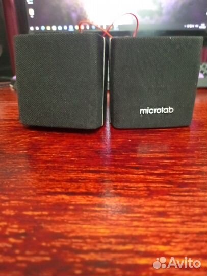 Сабвуфер и колонки microlab