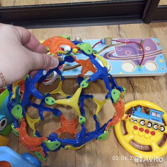 Детские развивающие игрушки