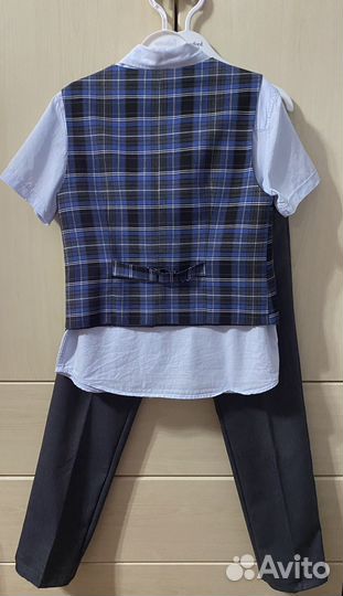 Костюм школьный