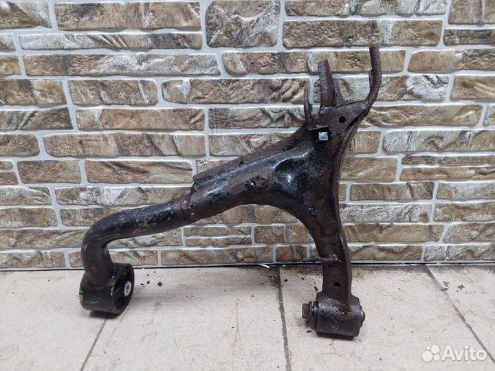 Рычаг подвески верхний задний левый Land Rover