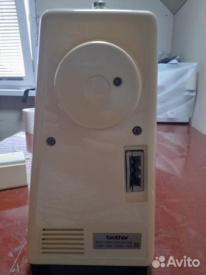 Швейная машинка brother