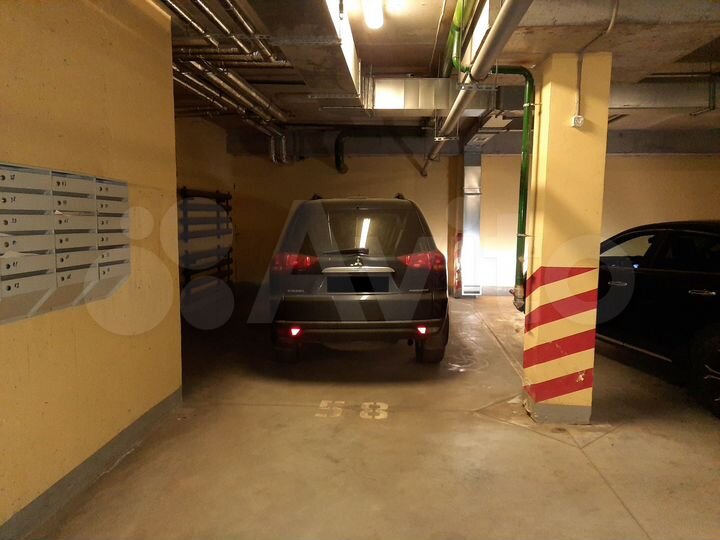 Машиноместо, 30 м²