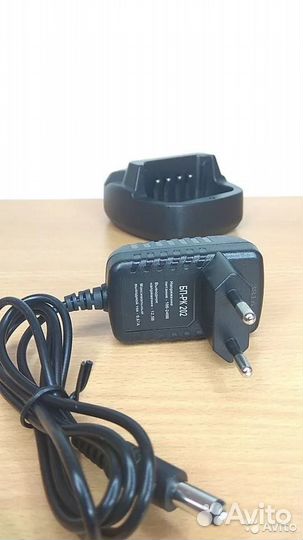 Зарядное устройство для рации Терек 202