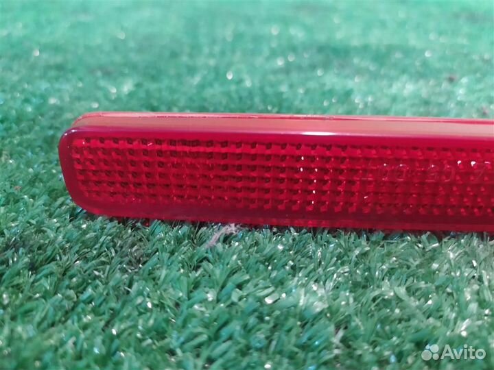 Отражатель бампера заднего правый Honda Accord 8