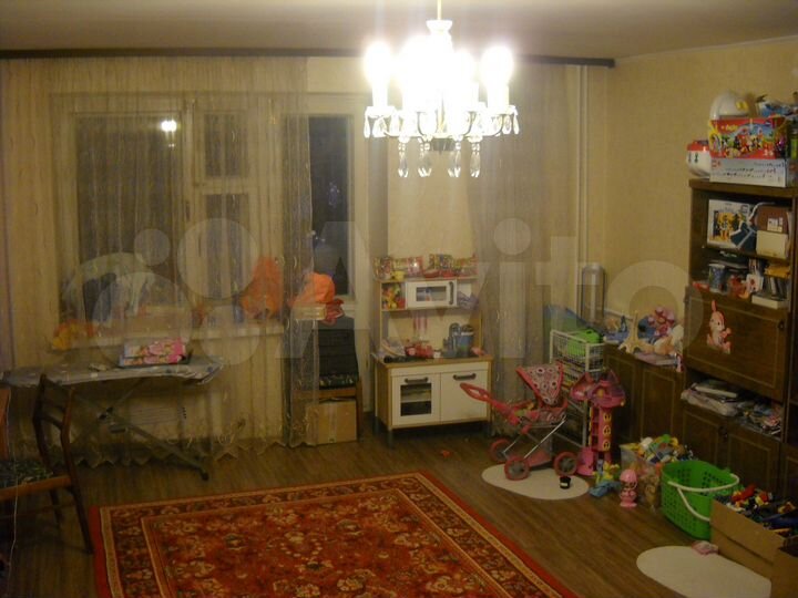 3-к. квартира, 108 м², 5/10 эт.