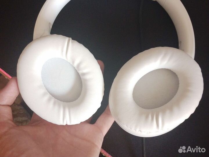 Беспроводные наушники jbl