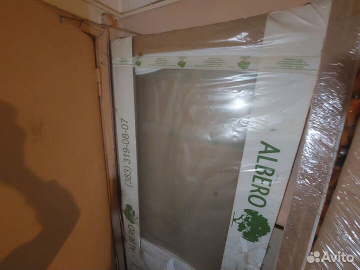 Новая дверь без врезок, с коробкой и наличниками