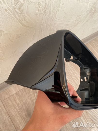 Рамка зеркала правая BMW F30