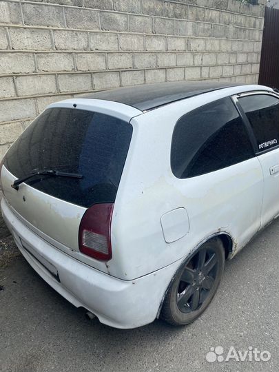 Mitsubishi Mirage 1.3 AT, 2000, битый, 250 000 км