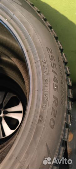 Pirelli Scorpion Ice Zero 2 255/45 R20 105H