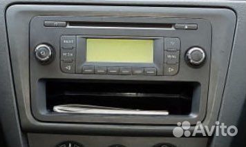 Штатное головное устройство skoda Rapid/Fabia