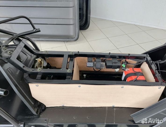 Снегоход Стелс Капитан 200 витринный