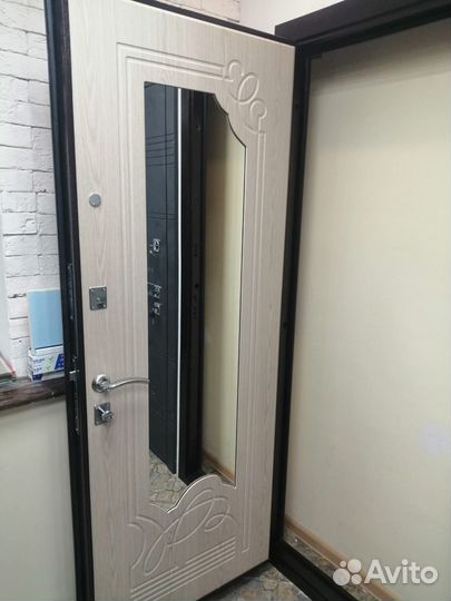 Установка входных металлических дверей