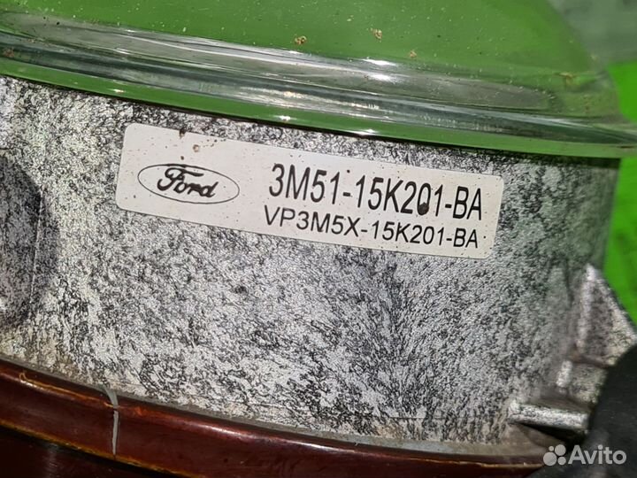 Фара противотуманная правая Ford Kuga 2008-2012