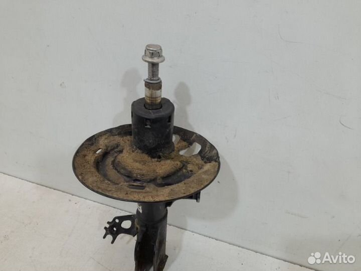 Амортизатор передний левый Toyota Camry V70 2018