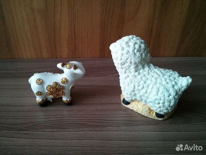 Сувениры статуэтки фигурки