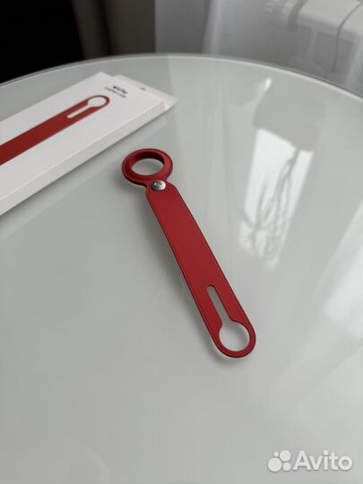 Брелок-подвеска AirTag Leather Loop Red, новый