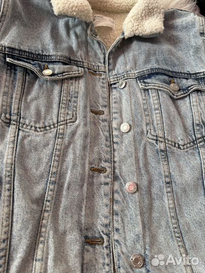 Джинсовая куртка bershka