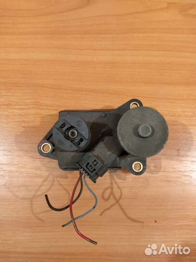 Сервопривод заслонок коллектора Mercedes OM646