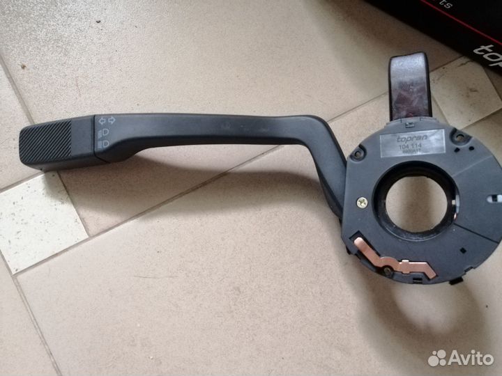 Переключатель поворотов и аварийки