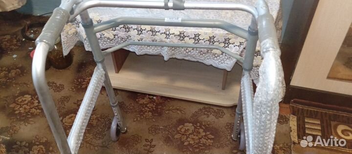 Продам ходунки