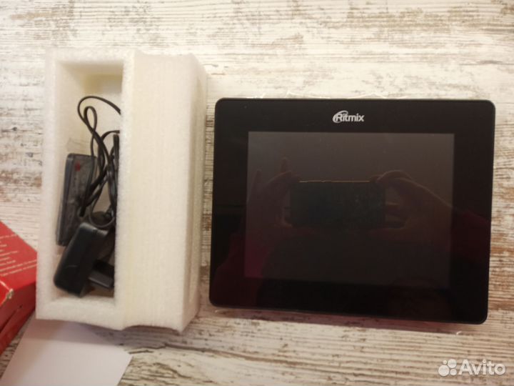 Цифровая фоторамка Ritmix