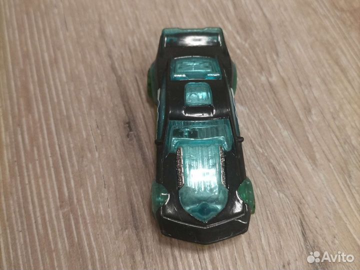 Hot wheels машина