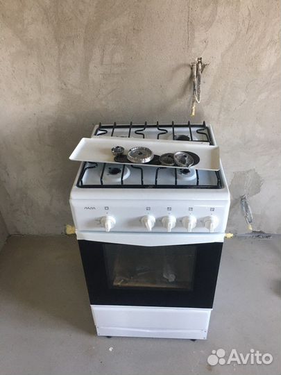 Новая газовая плита Лада