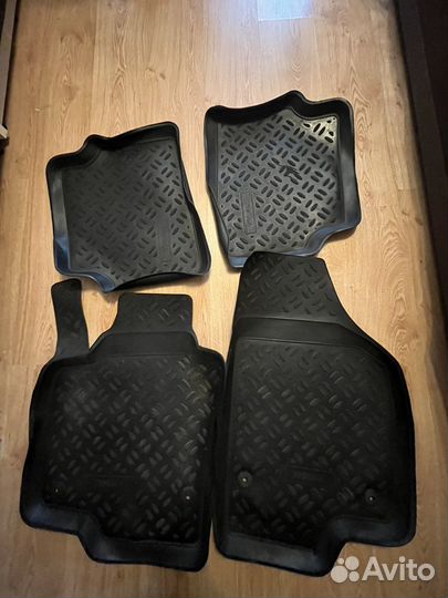 Автомобильные коврики volkswagen tiguan 1