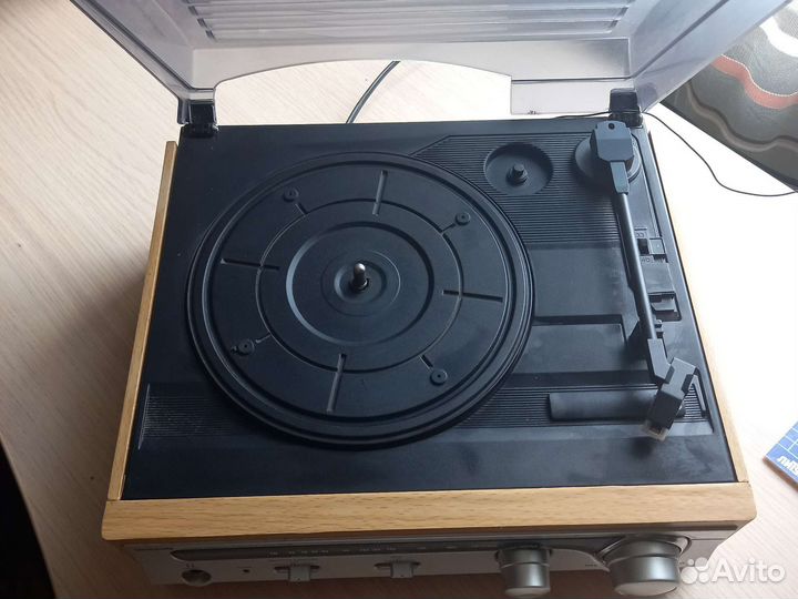 Проигрыватель винила Watson