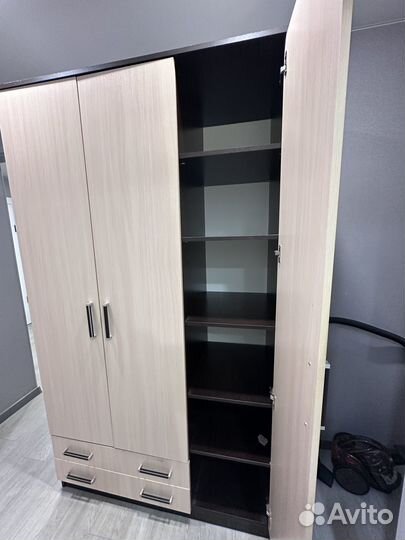 Шкаф для одежды бу