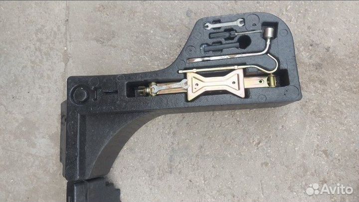 Органайзер для инструмента Lifan X60 2016