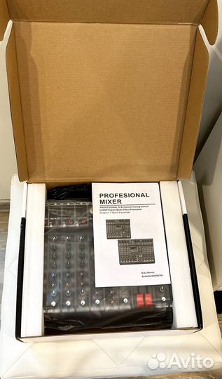 6 канальный микшерный пульт