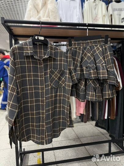 Трендовый костюм в клетку юбка - рубашка